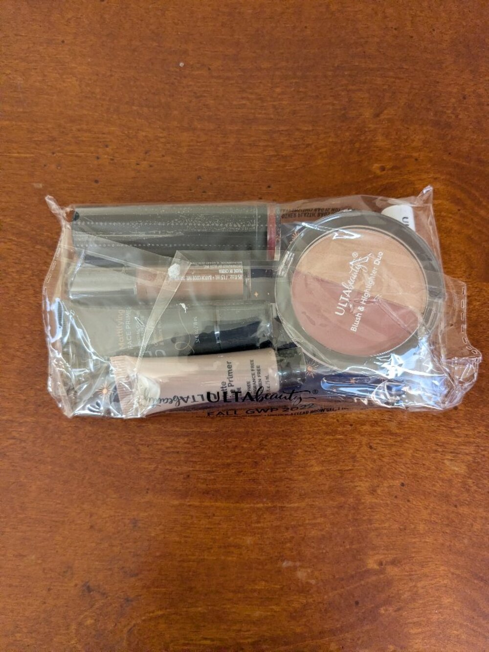 ULTA Beauty Collection Fall GWP 2022 Gift Set Sealed Blush Eyeshadow Makeup Kit